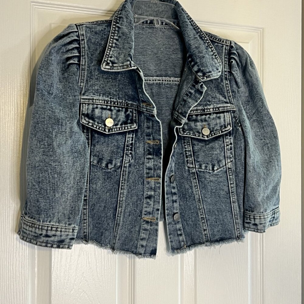 Cropped Jean Jacket - Size Medium - Puff Sleeves - ¾ Sleeves - Neatly Frayed Hem - Picture 3 of 7